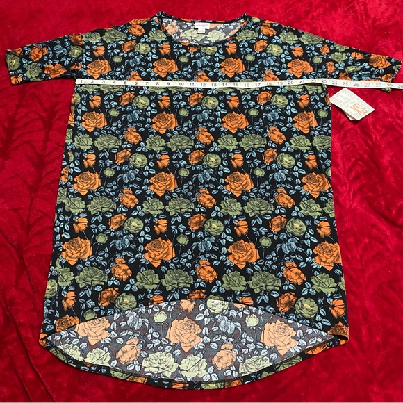 LuLaRoe Tops - OVERSIZED XS NWT CLOSET CLEAR OUT ON ALL LULAROE MAKE AN OFFER BUNDLE SUPER SOFT